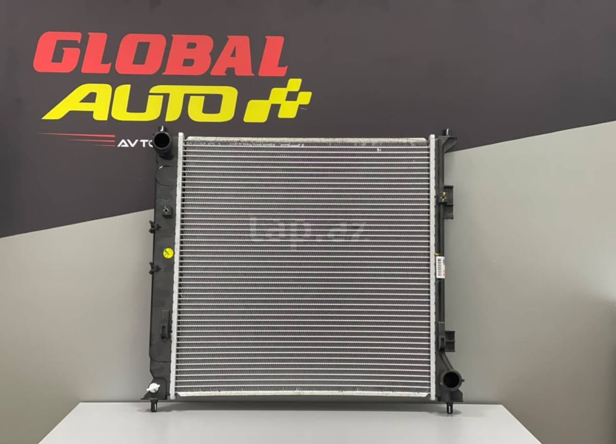 Su radiatoru Hyundai Sonata 2019-2023 1.6