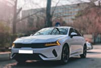 Avtomobil icarəsi Toyota Camry 2018 — şəkil 2