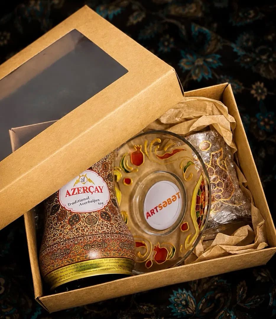 Fincan-stəkan Şüşə material