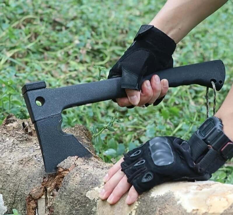 Multifunctional camping and hunting axe - Tenderyard