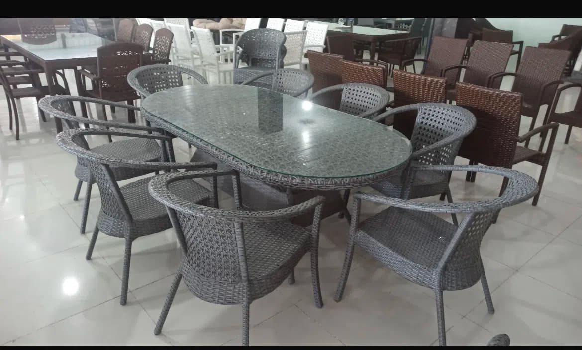 Dairəvi bağ masası, Boz rəng