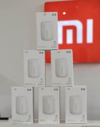 Smart lampa Xiaomi Mi Bedside Lamp 2 — şəkil 2