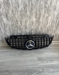 Radiator barmaqlığı Mercedes W213 6.3 AMG — şəkil 6