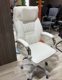 Qara rəng, Ofis üçün kreslo — şəkil 3