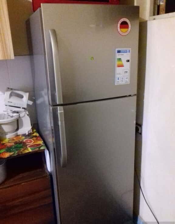 Indesit refrigerator - Tenderyard