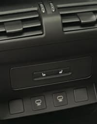 Land Rover Defender, 2025 il, 4600 km, 3000 L — şəkil 14