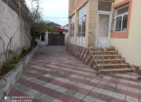 8 otaqlı həyət evi 300 m² satılır — şəkil 3