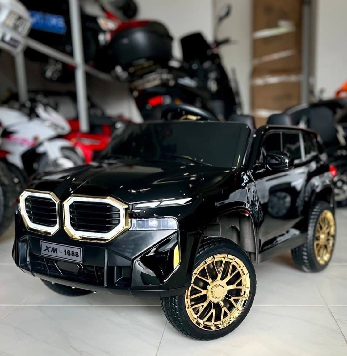 Uşaq elektromaşını BMW XM