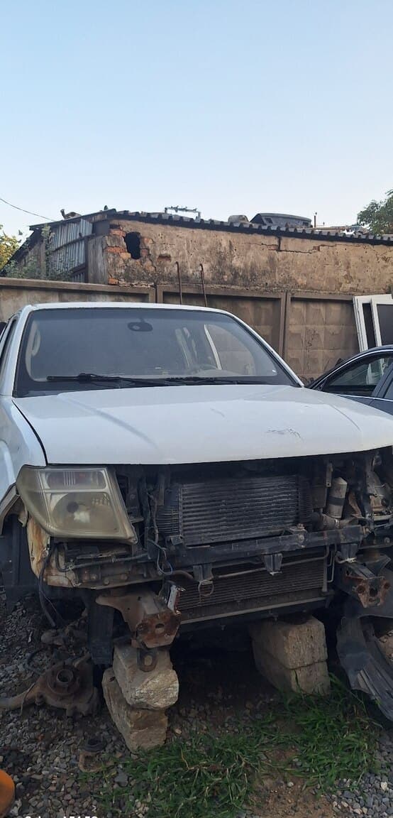 Ehtiyat hissələri Nissan Navara