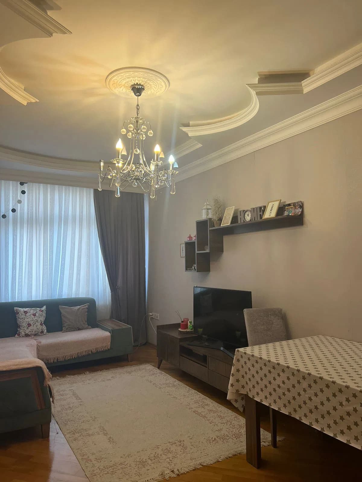 2 otaqlı mənzil 84 m² satılır
