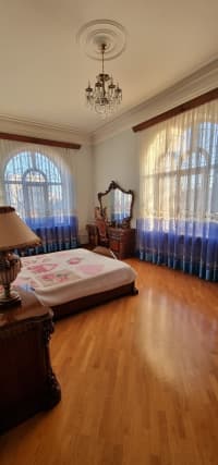 10 otaqlı həyət evi 800 m² satılır — şəkil 23