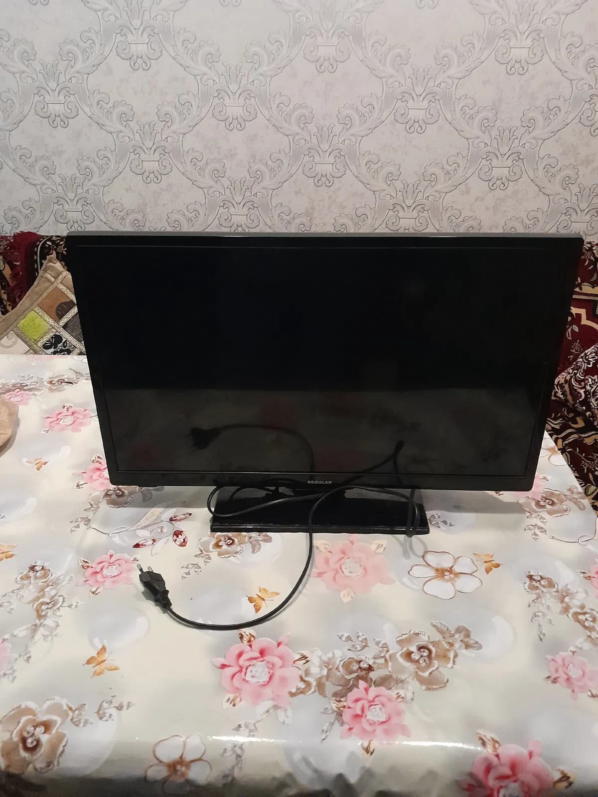 Riffle Televizor 24" LED