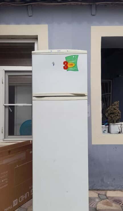 Indesit refrigerator - Tenderyard