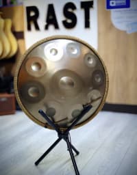 Handpan zərb aləti — şəkil 1