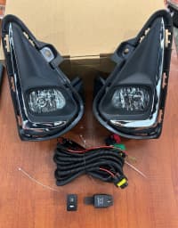 Ön buferin LED işıqları Toyota Fielder — şəkil 3