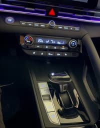 Hyundai Elantra, 2024 il, 42000 km, 1500 L — şəkil 11