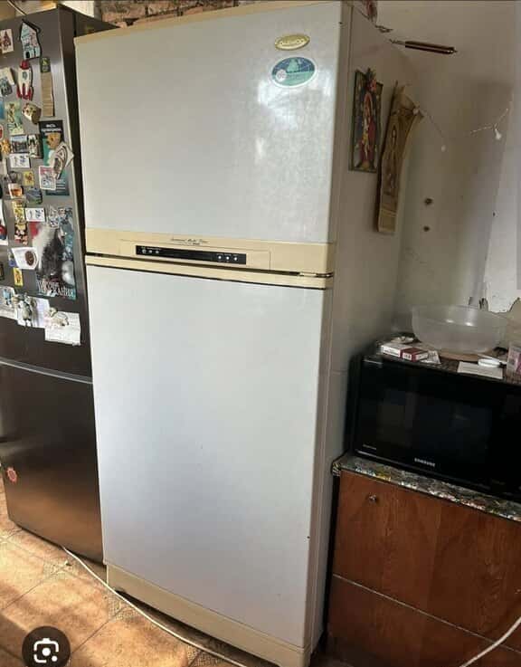 Indesit refrigerator - Tenderyard