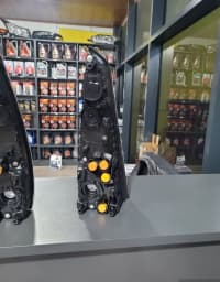 Arxa stop işığı Toyota Prius 2015-2019 — şəkil 5
