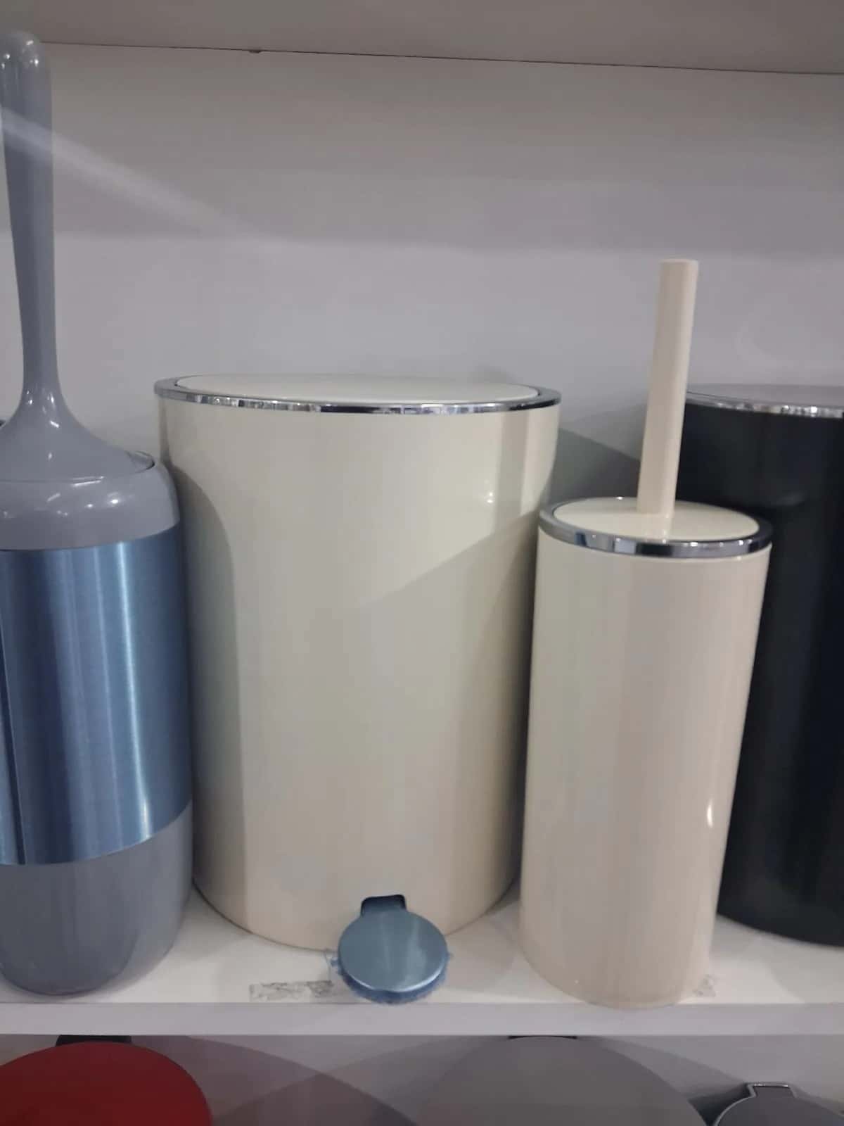 Pedal Trash Can and Toilet Brush Set - Tenderyard