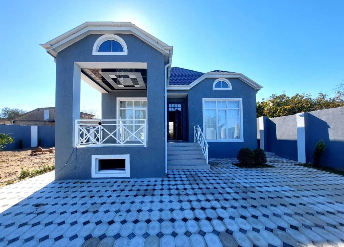 4 otaqlı bağ evi 110 m² satılır