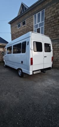 Mikroavtobus Mercedes 208 D, 2.5 L, 1992 — şəkil 5