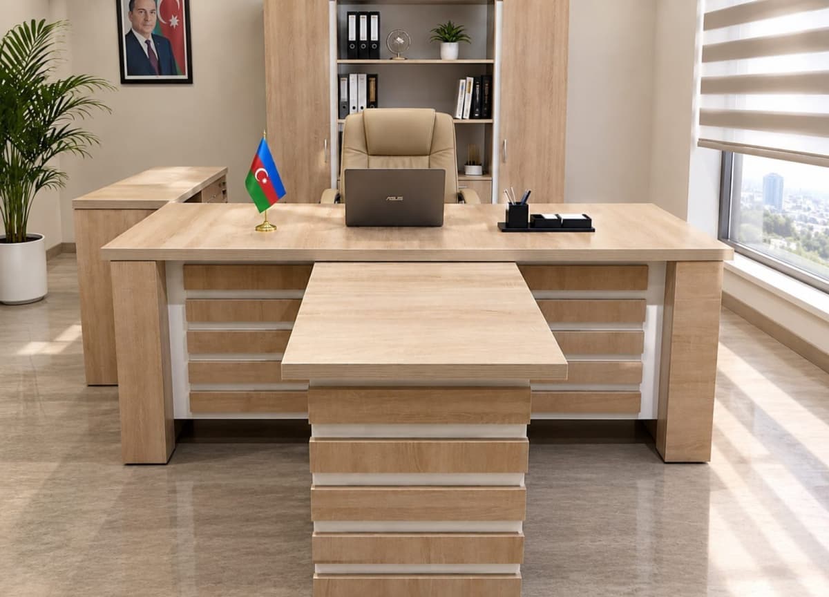 İşçi masası Qəhvəyi rəng