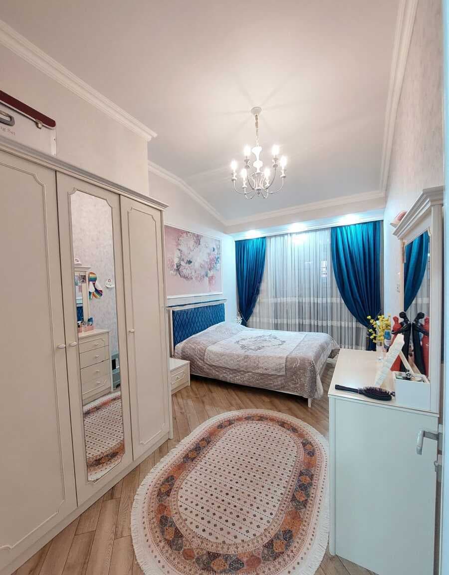 3 otaqlı mənzil 117 m² satılır