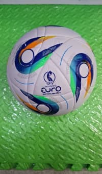 Lazer Kəsim Dizaynlı Futbol Topu — şəkil 3
