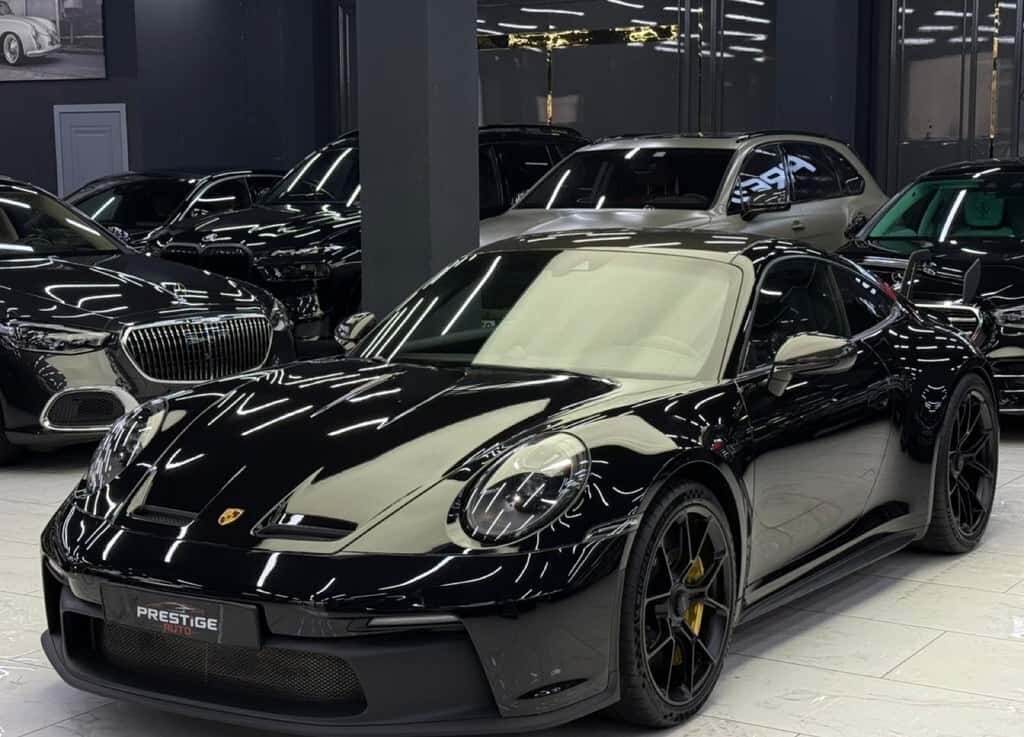 Porsche 911 GT3, 2024 year, 8500 km, 4000 L - Tenderyard