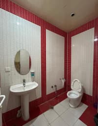 195 m² Yaxşı təmirli obyekt satılır — şəkil 10