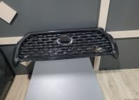 Radiator barmaqlığı Toyota Corolla Cross 2025 — şəkil 2