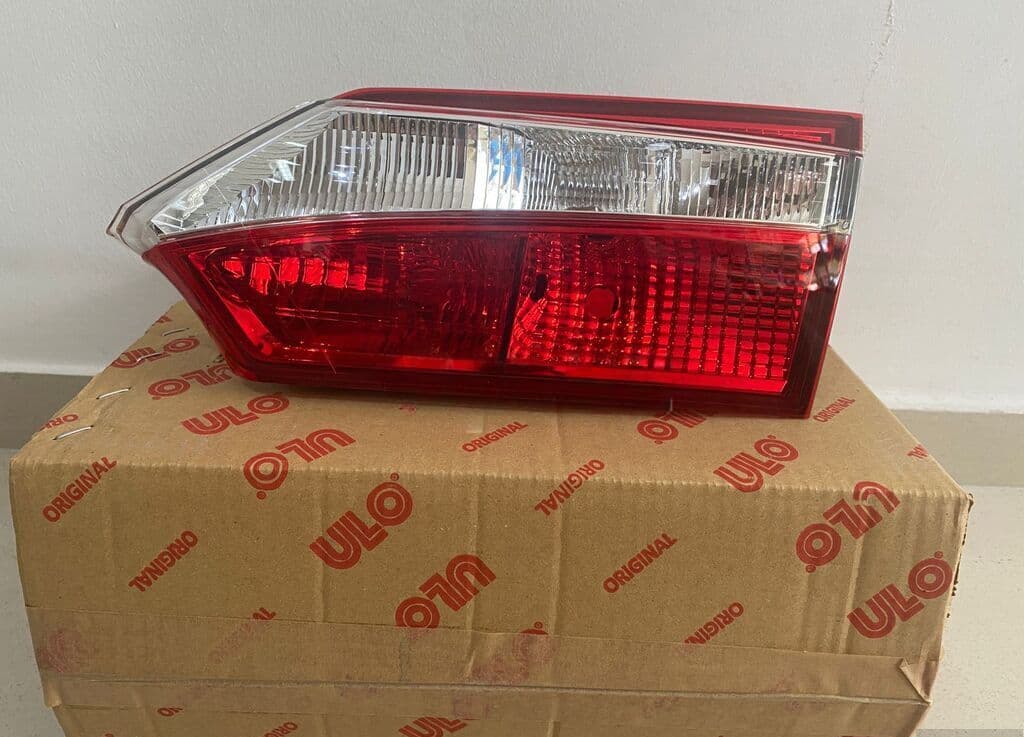 Stop işığı Toyota Corolla