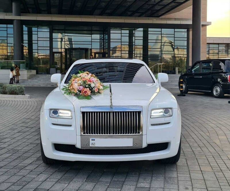 Avtomobil icarəsi Rolls Royce Ghost 2016
