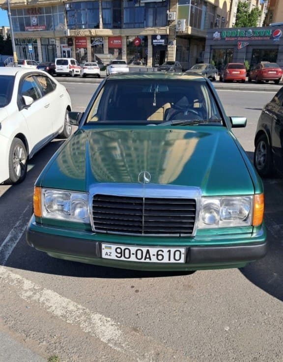 Mercedes 230 E, 1991 il, 430000 km, 2300 L