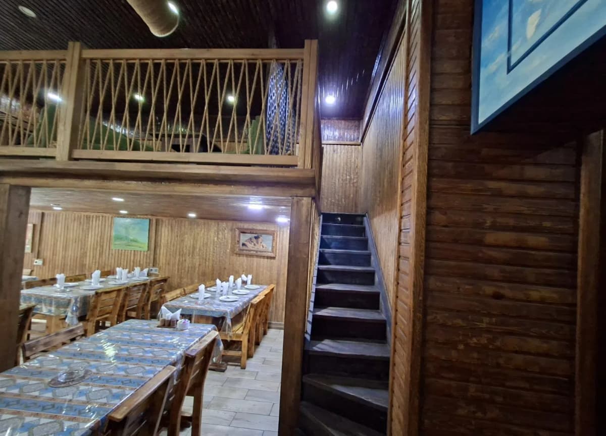 130 m² Əla təmirli obyekt kirayə verilir Bakı, Nəsimi r.