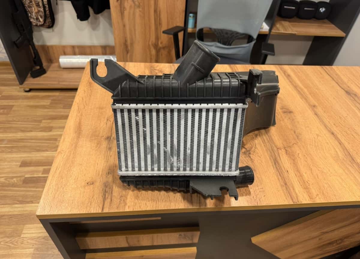 Radiator Land Rover Range Rover Vogue 2024-2026 - Tenderyard