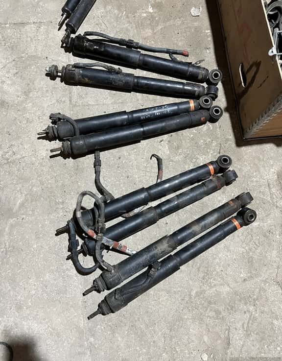 Shock Absorber Toyota Prado Land Cruiser - Tenderyard