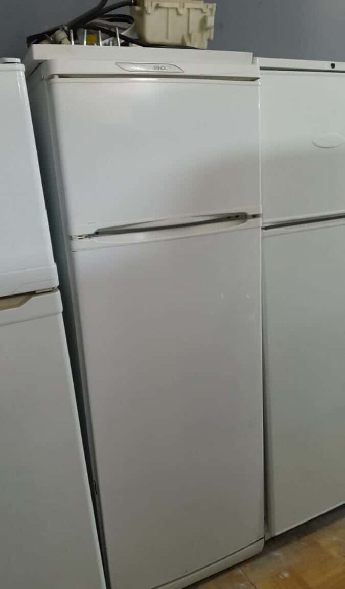 Indesit refrigerator - Tenderyard