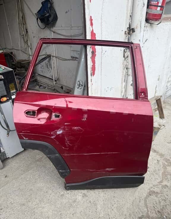 Rear right door Toyota RAV4 2018-2023 - Tenderyard