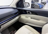 Kia Carnival, 2023 il, 50000 km, 1600 L — şəkil 15