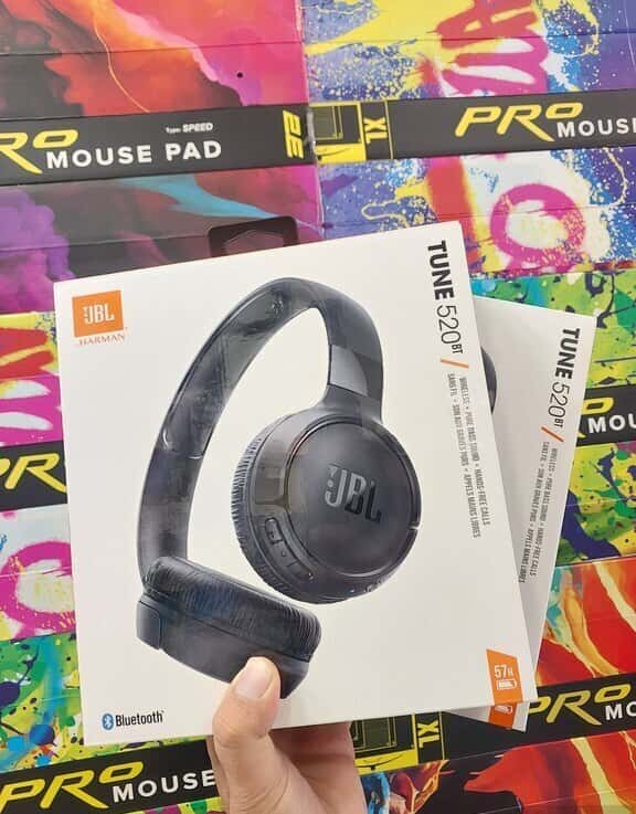 JBL headphones - Tenderyard