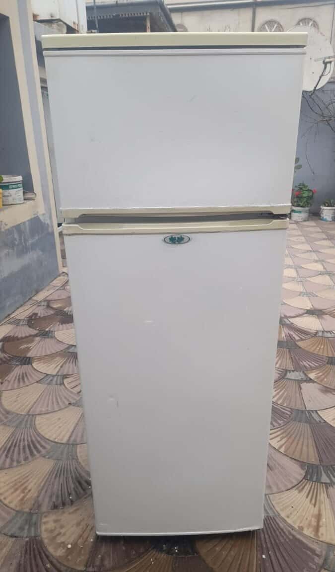 Indesit refrigerator - Tenderyard