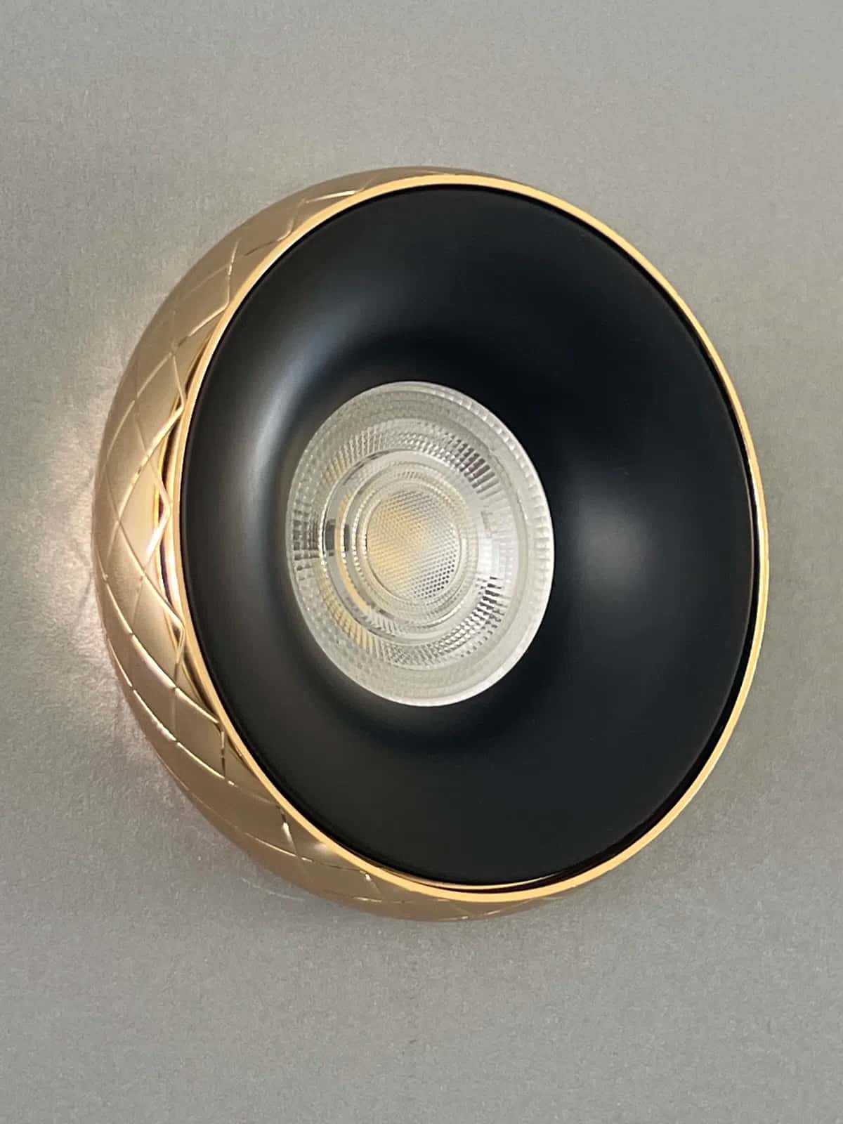 LED lampa, Qızılı rəng - Tenderyard
