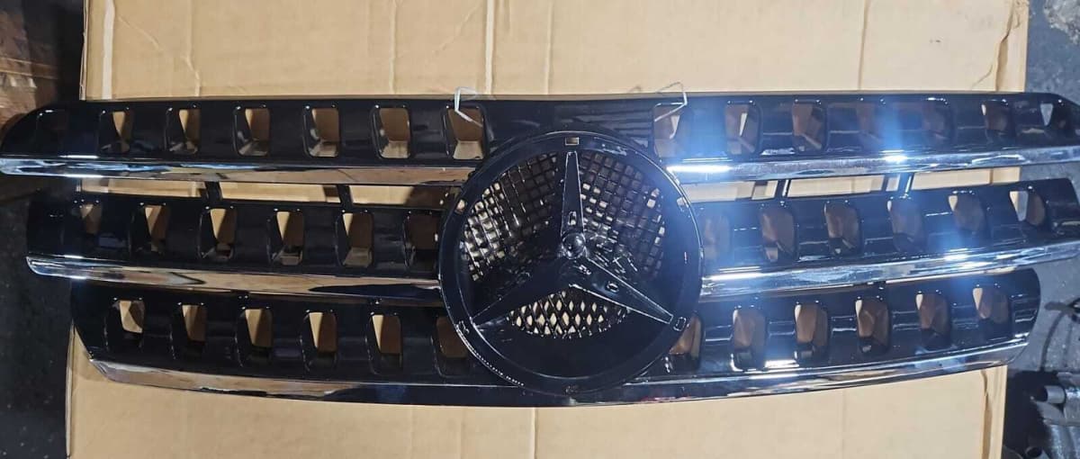Radiator barmaqlığı Mercedes ML