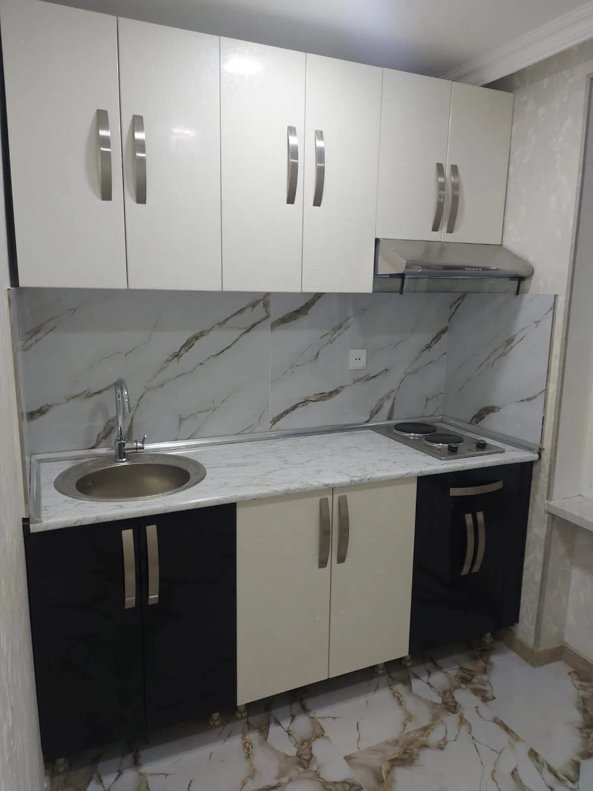 50 m² Yaxşı təmirli obyekt kirayə verilir