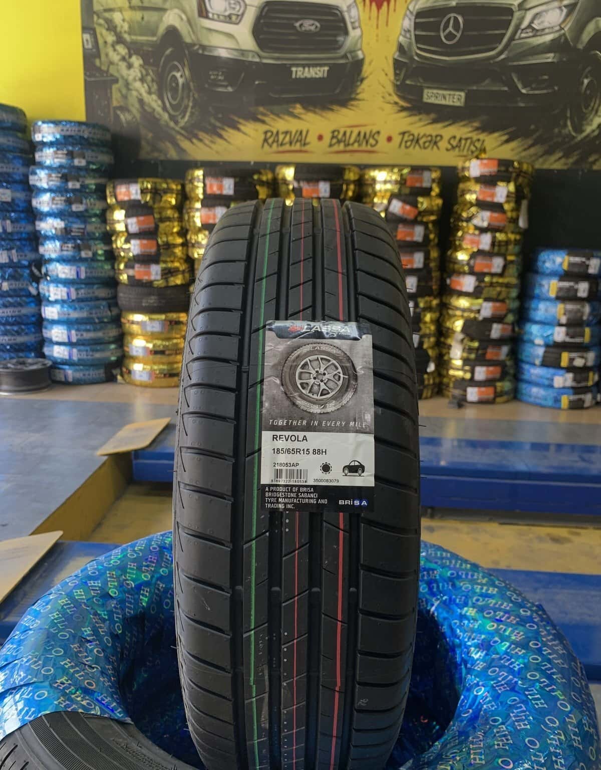 Avtomobil şini Lassa Revola 185/65 R15 - Tenderyard