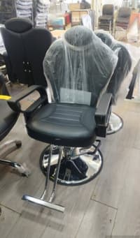 Bərbər və salon kreslosu — şəkil 2