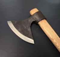 Kempinq baltası, yeni — şəkil 1