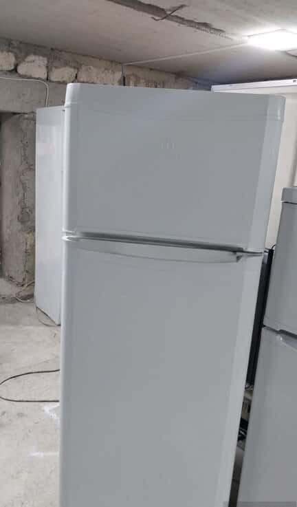 Indesit refrigerator - Tenderyard