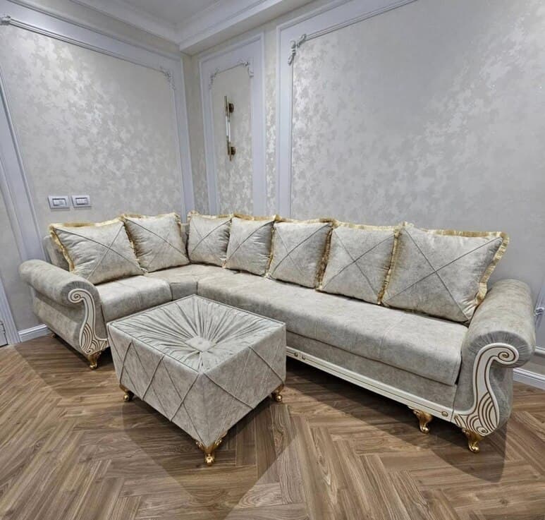 Künc divan, Qarışıq rəng